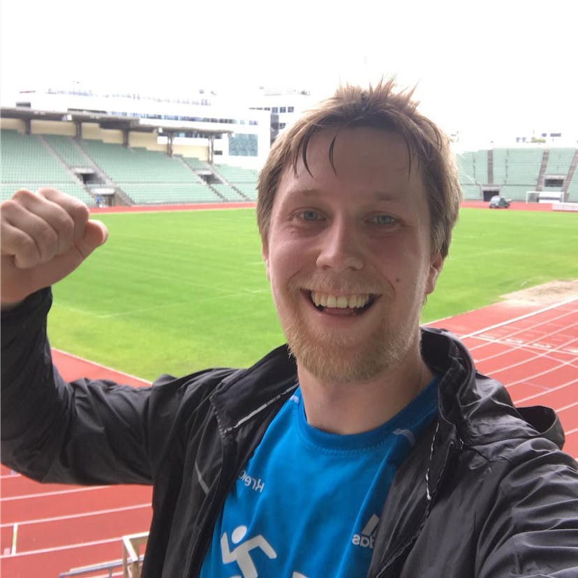 Fin dag for en personlig rekord. 12 km på 59:30! Raskeste 10 km på 48 min! #10km #10KPR #happyrunner #runnersofinstagram #running